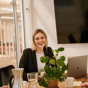 bedrift_forsikre ansatte_kvinne.jpg