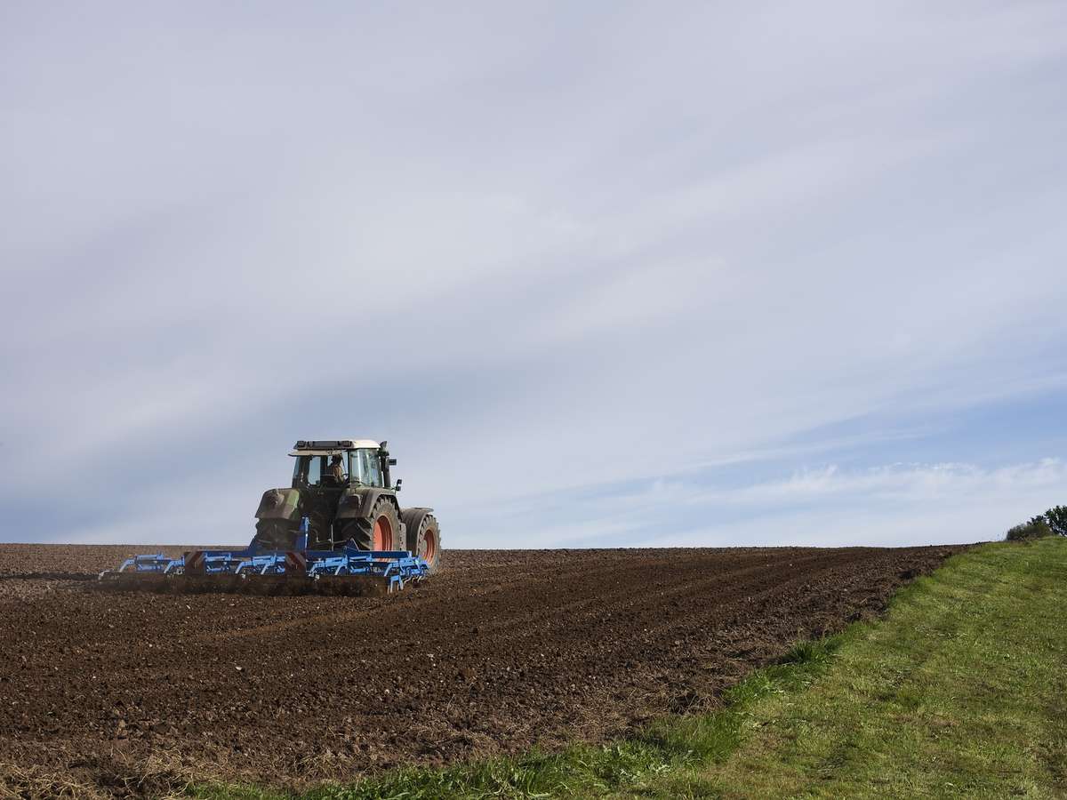 traktor_agricultural-machine-1918989_1920_pixabay.jpg